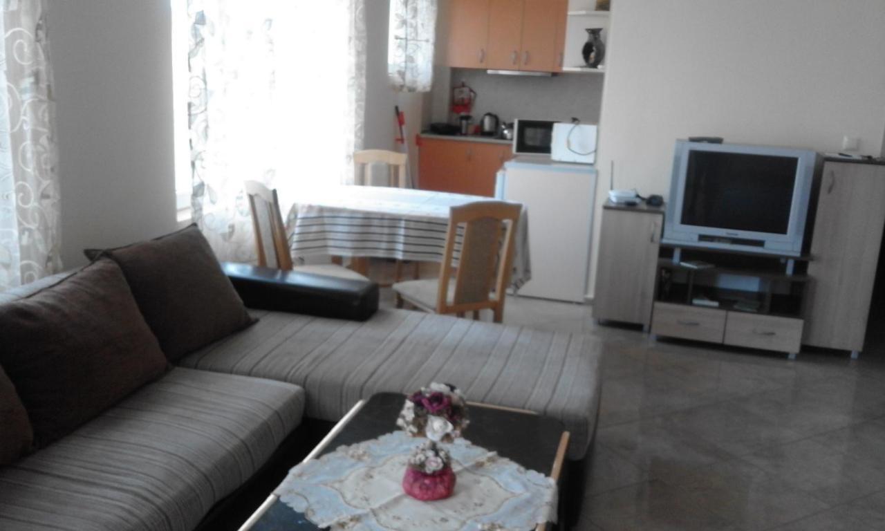 Apartments Sea Sounds Pomorie Exteriér fotografie